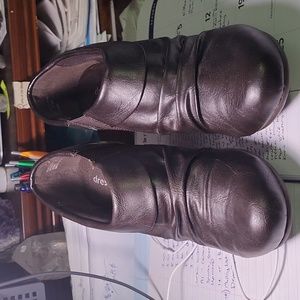 Very cute slip on shoes from DressBarn - size 7 1/2 - dark brown.